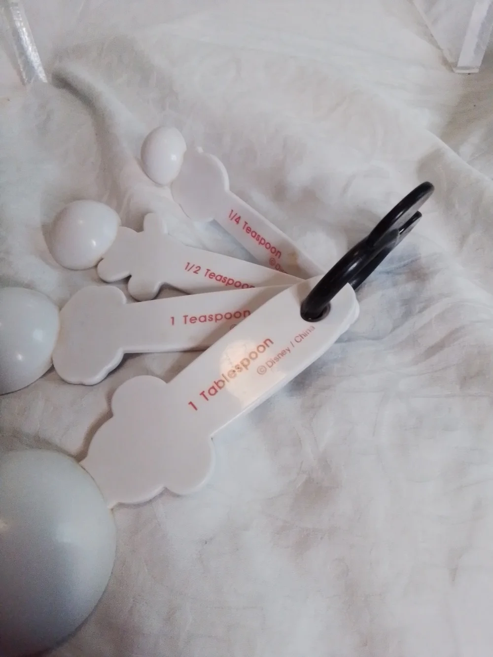 Vintage 1980's Disney Mickey Mouse Measuring Spoon Set with Character Accents